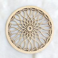 Dřevěný ornament 30 cm - Mandala - Květy