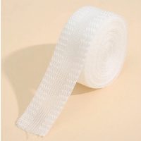 Nažehlovací páska pro zkrácení oblečení bez šití - Bílá, 1 metr